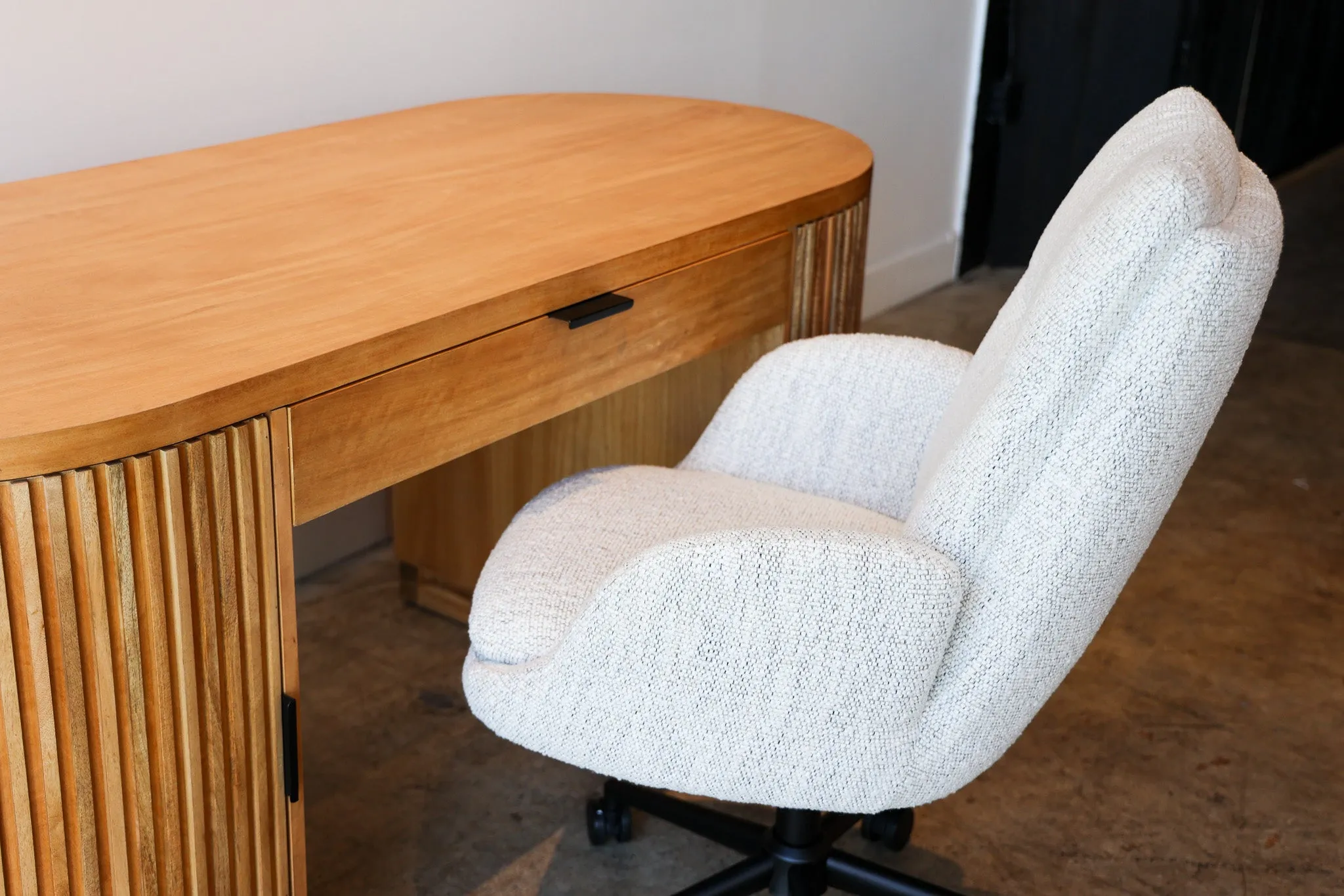 Flow Natural Desk