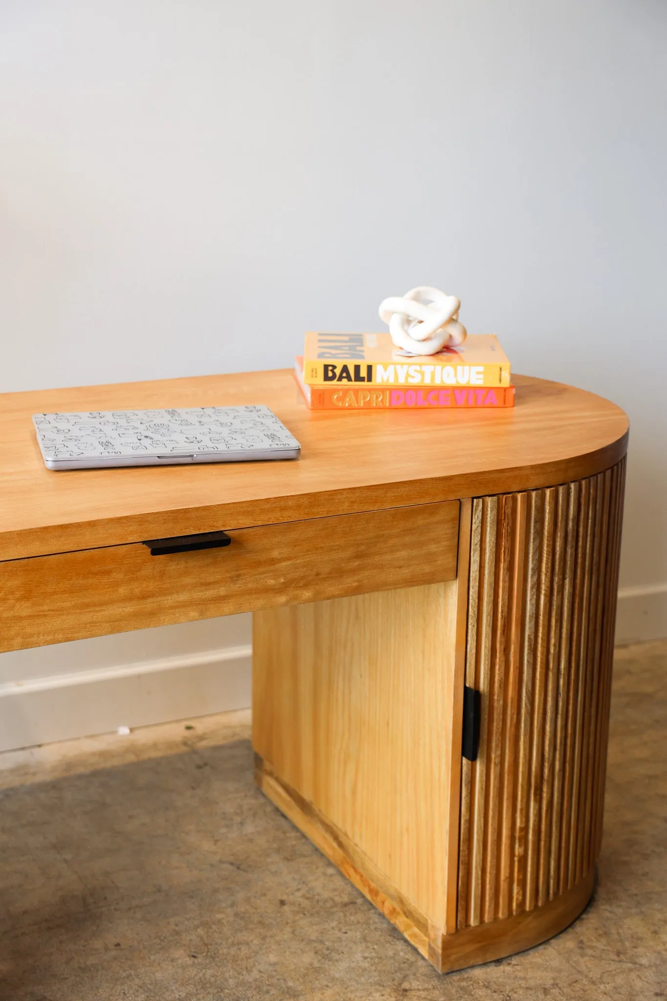 Flow Natural Desk