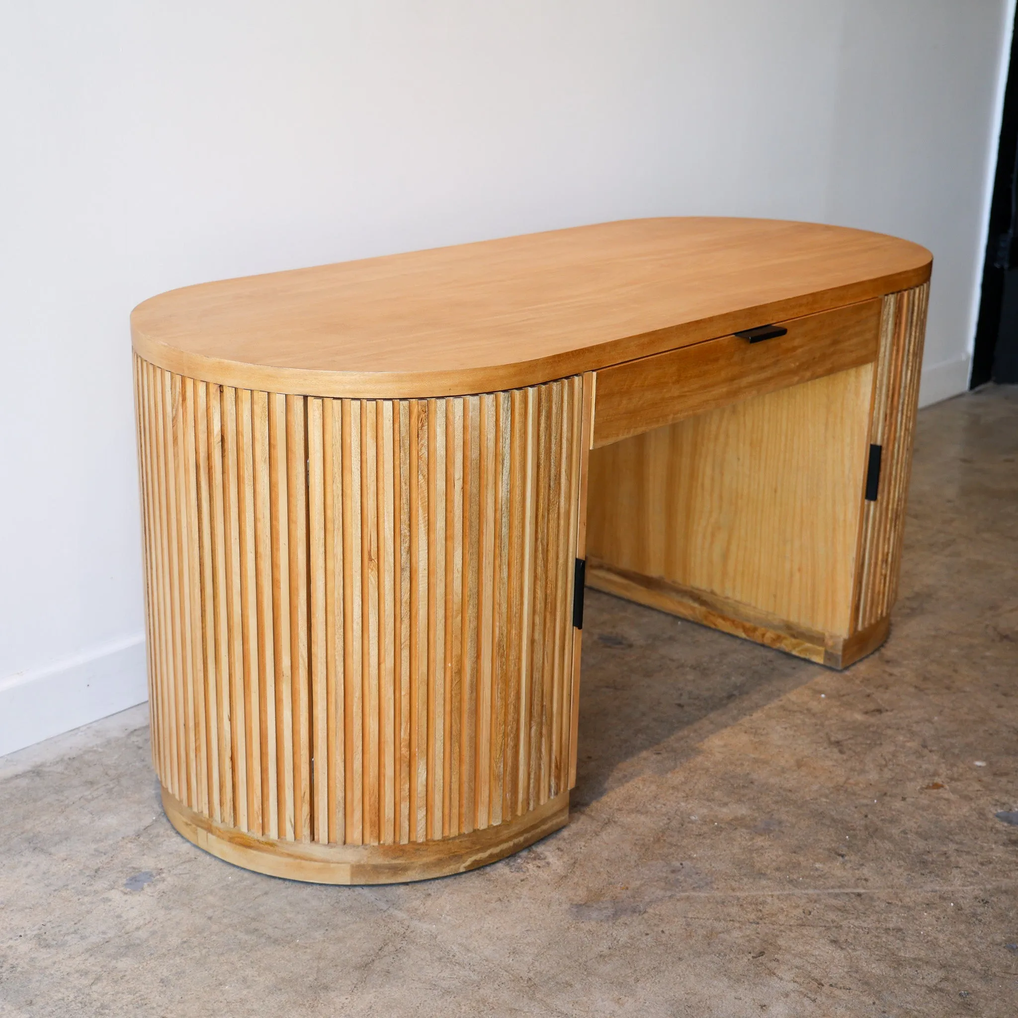 Flow Natural Desk