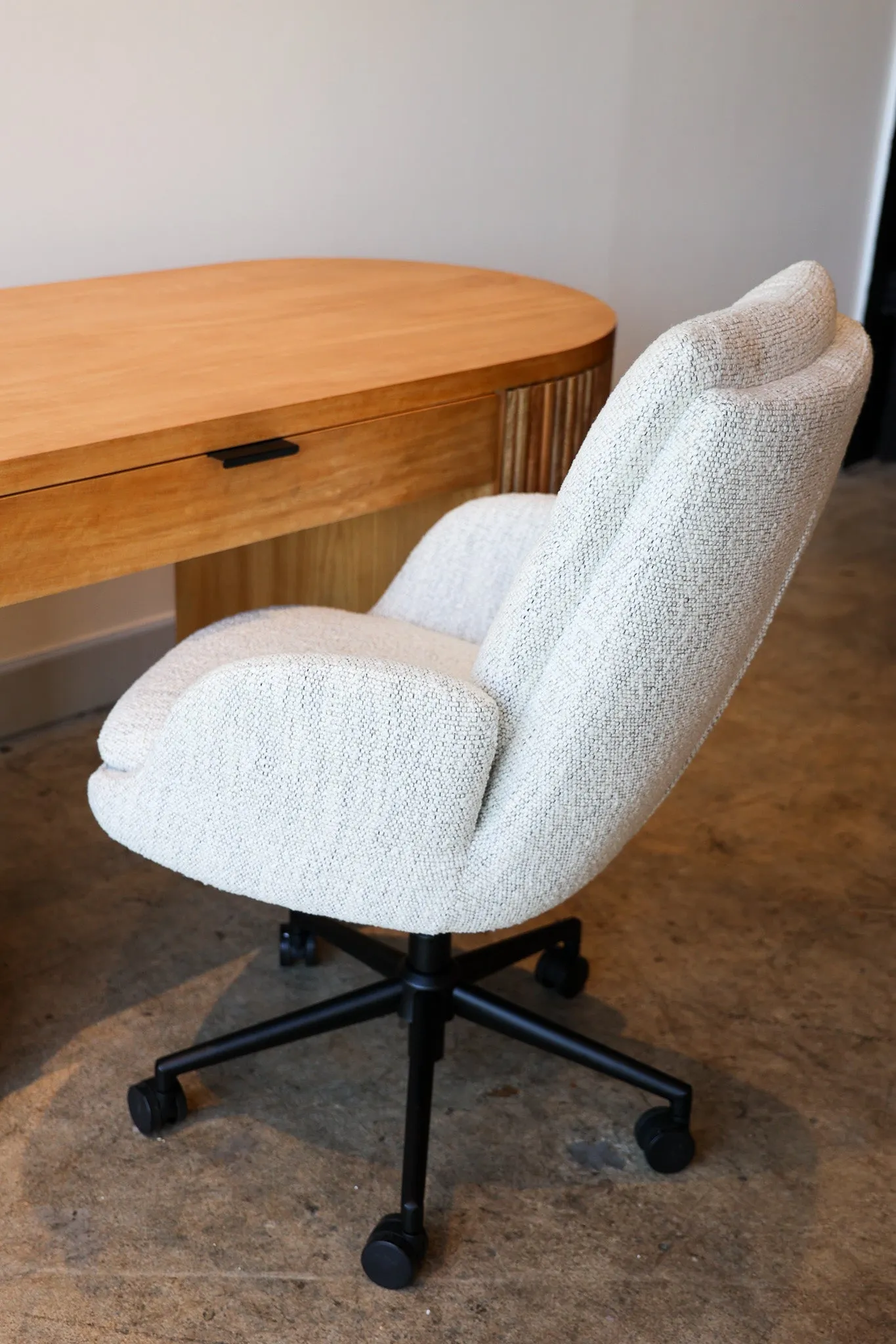 Flow Natural Desk
