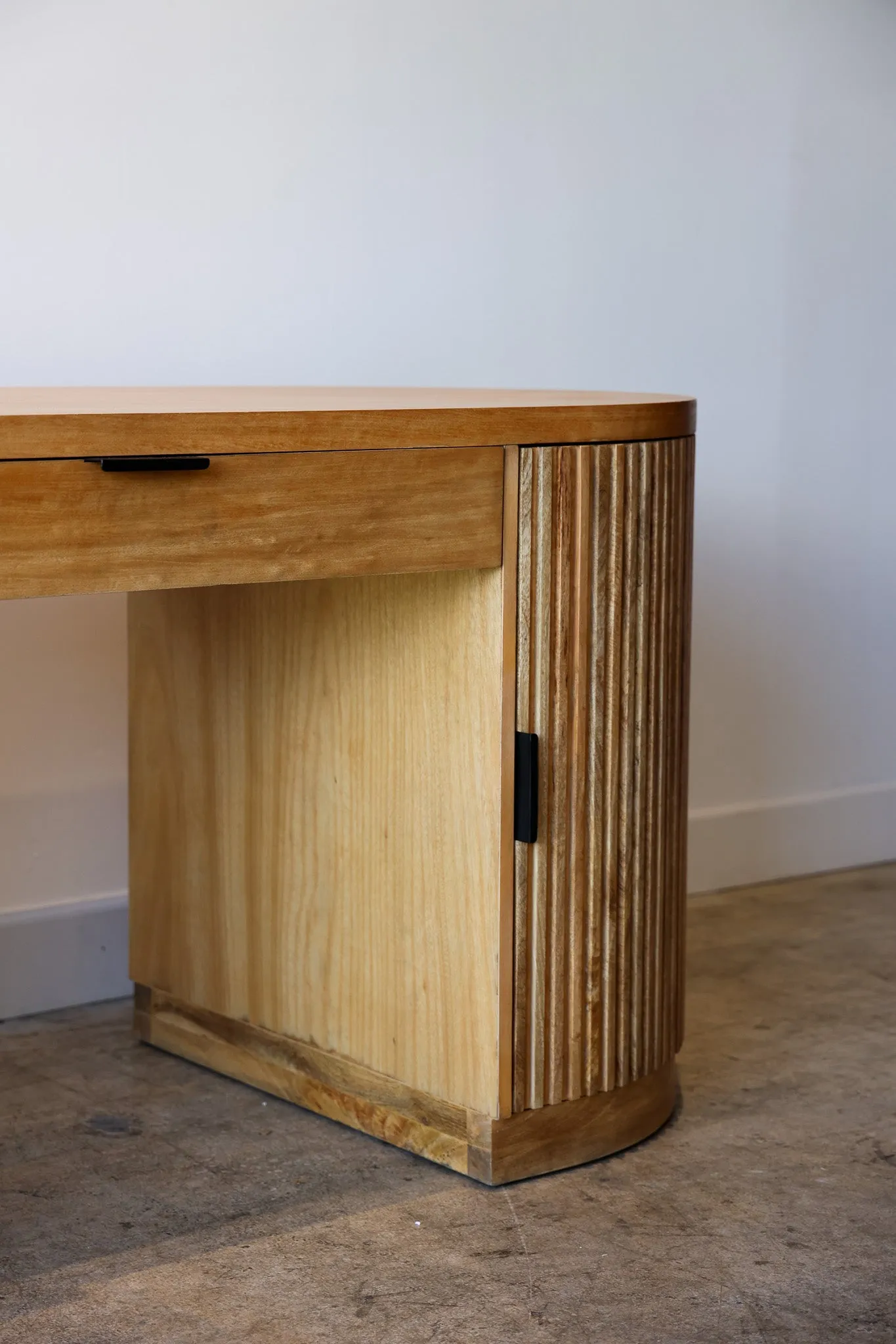 Flow Natural Desk