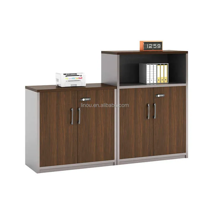 office desks .. حديثة للدولاب