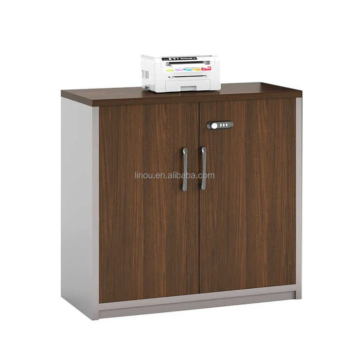 office desks .. حديثة للدولاب